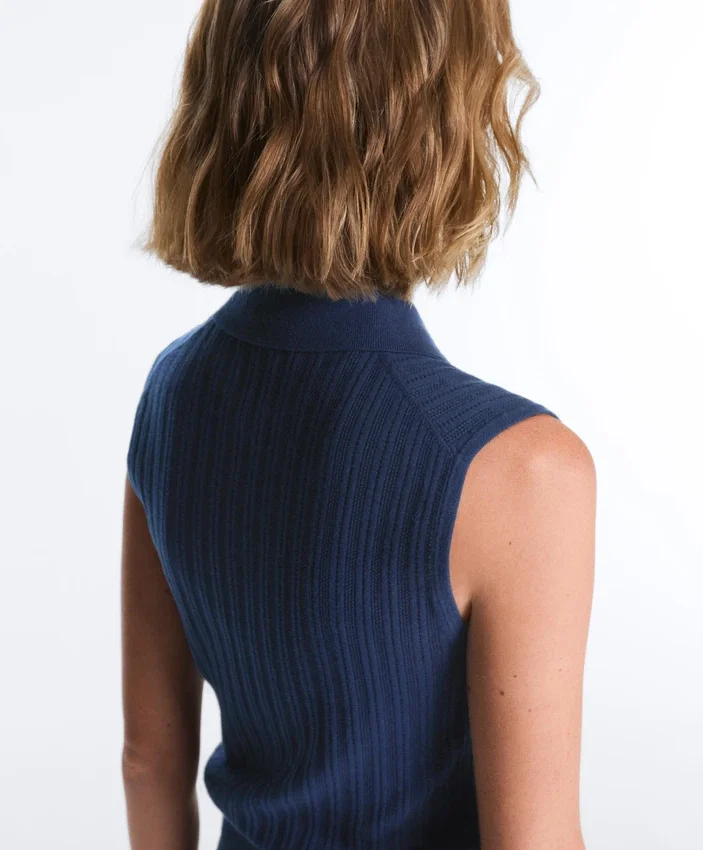 Pull sans manches en maille ajourée Pull sans manches en maille ajourée