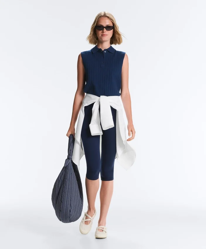 Pull sans manches en maille ajourée Pull sans manches en maille ajourée