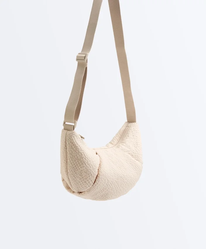 Sac à bandoulière matelassé texturé Sac à bandoulière matelassé texturé