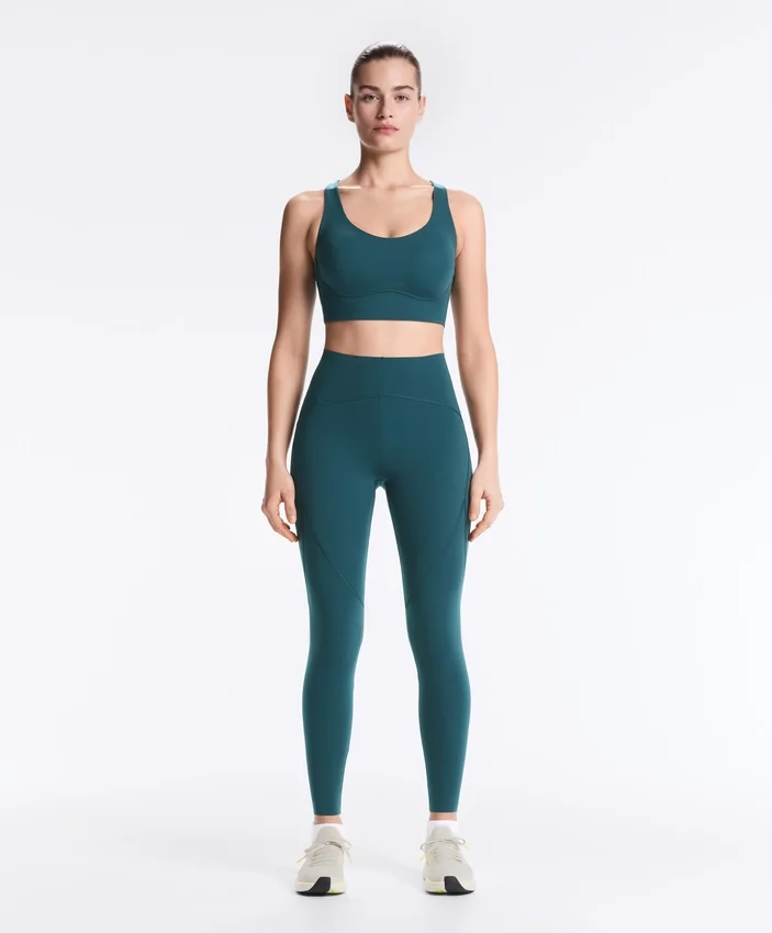 Soutien-gorge compressif à maintien moyen avec bonnets Soutien-gorge compressif à maintien moyen avec bonnets