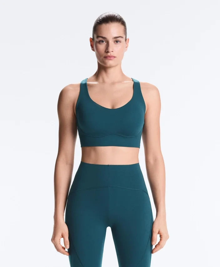 Soutien-gorge compressif à maintien moyen avec bonnets Soutien-gorge compressif à maintien moyen avec bonnets