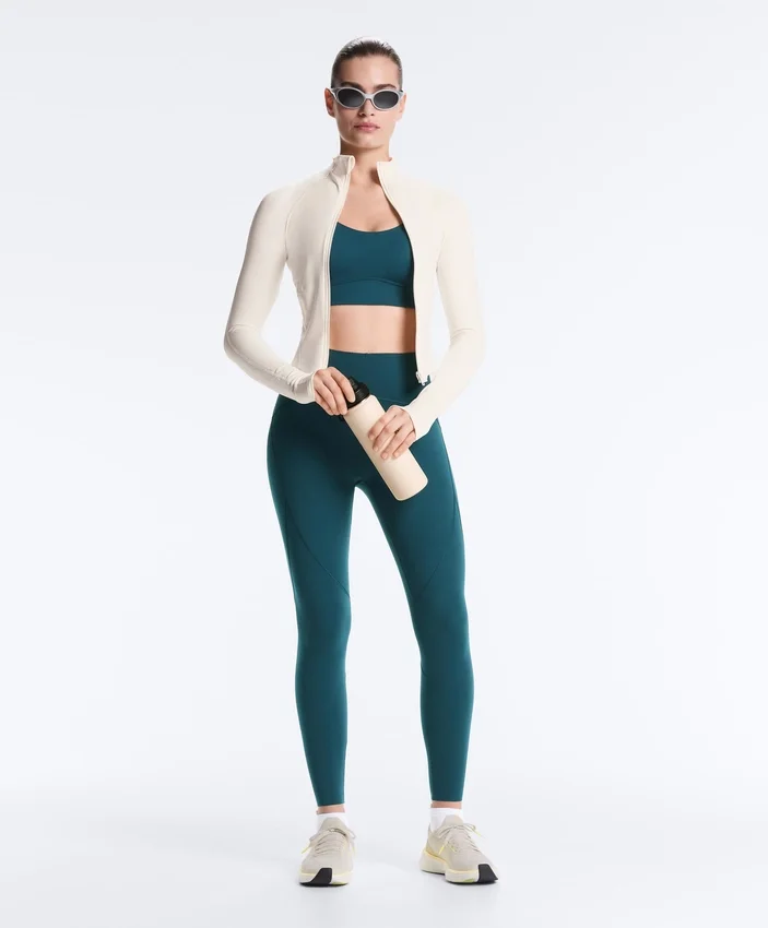 Soutien-gorge compressif à maintien moyen avec bonnets Soutien-gorge compressif à maintien moyen avec bonnets
