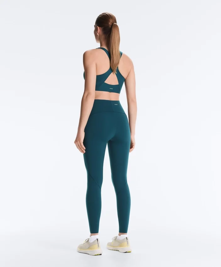 Soutien-gorge compressif à maintien moyen avec bonnets Soutien-gorge compressif à maintien moyen avec bonnets