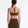 Soutien-gorge de sport Comfortlux à maintien léger avec bretelles croisées Soutien-gorge de sport Comfortlux à maintien léger avec bretelles croisées