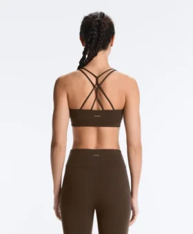 Soutien-gorge de sport Comfortlux à maintien léger avec bretelles croisées