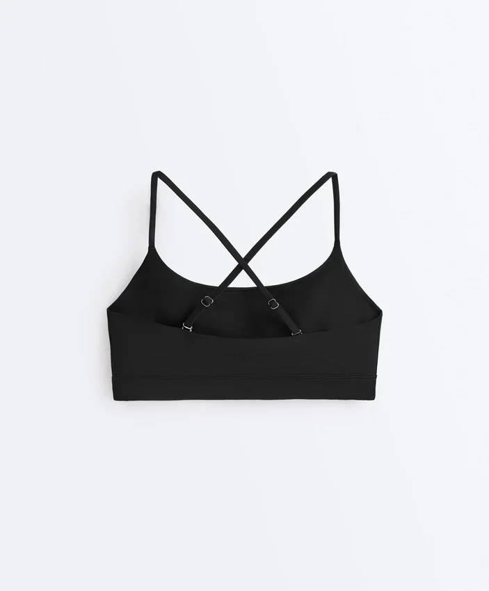 Soutien-gorge de sport Comfortlux à maintien léger avec bretelles croisées Soutien-gorge de sport Comfortlux à maintien léger avec bretelles croisées