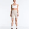 Soutien-gorge de sport Comfortlux à maintien léger avec bretelles croisées Soutien-gorge de sport Comfortlux à maintien léger avec bretelles croisées