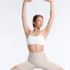Soutien-gorge de sport Comfortlux à maintien léger avec bretelles croisées Soutien-gorge de sport Comfortlux à maintien léger avec bretelles croisées