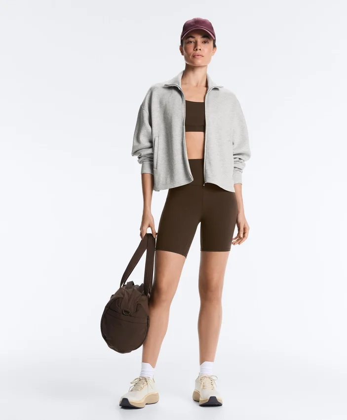 Soutien-gorge de sport Comfortlux à maintien léger avec bretelles croisées Soutien-gorge de sport Comfortlux à maintien léger avec bretelles croisées