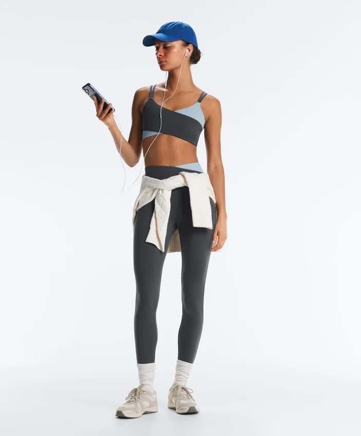 Soutien-gorge de sport Comfortlux à maintien moyen Soutien-gorge de sport Comfortlux à maintien moyen