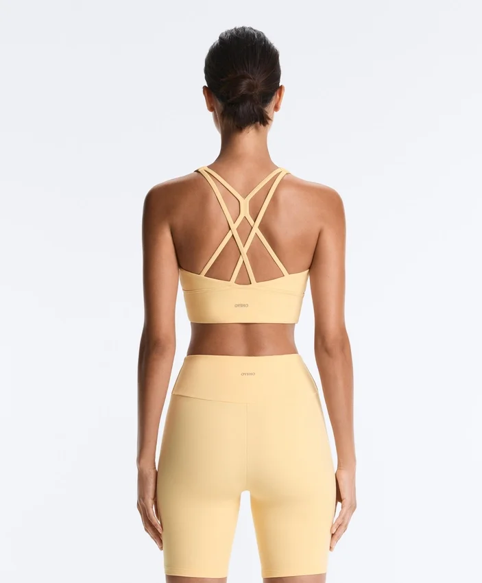 Soutien-gorge de sport Comfortlux à maintien moyen avec bonnets Soutien-gorge de sport Comfortlux à maintien moyen avec bonnets