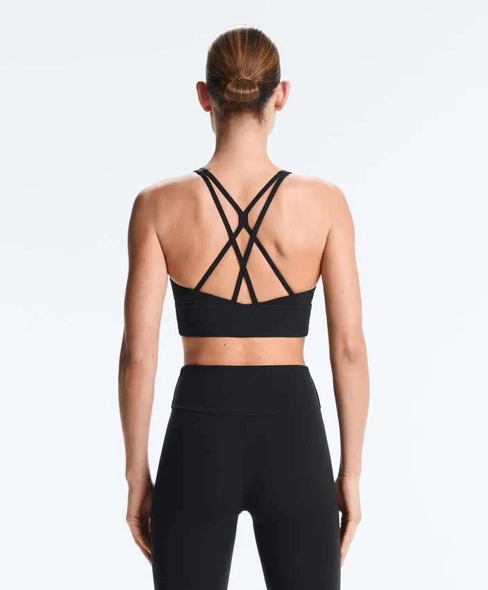 Soutien-gorge de sport Comfortlux à maintien moyen avec bonnets Soutien-gorge de sport Comfortlux à maintien moyen avec bonnets
