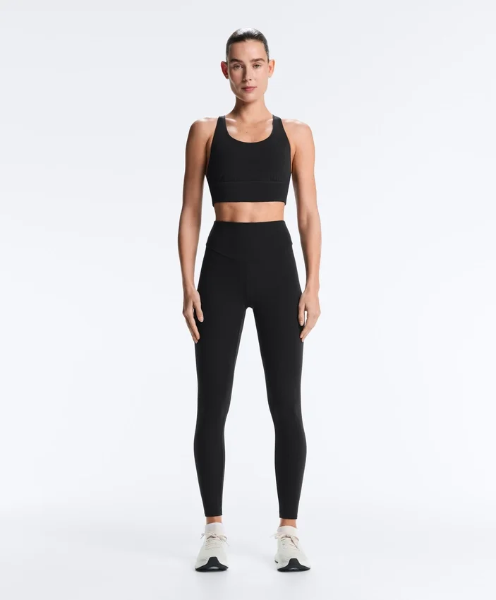 Soutien-gorge de sport Comfortlux à maintien moyen avec bonnets Soutien-gorge de sport Comfortlux à maintien moyen avec bonnets