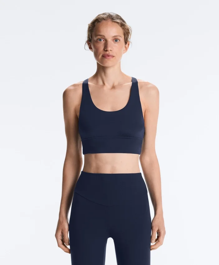Soutien-gorge de sport Comfortlux à maintien moyen avec bonnets Soutien-gorge de sport Comfortlux à maintien moyen avec bonnets