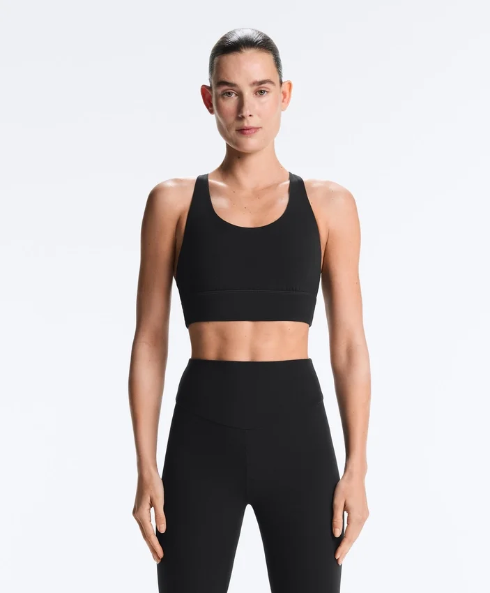 Soutien-gorge de sport Comfortlux à maintien moyen avec bonnets Soutien-gorge de sport Comfortlux à maintien moyen avec bonnets