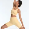 Soutien-gorge de sport Comfortlux à maintien moyen avec bonnets Soutien-gorge de sport Comfortlux à maintien moyen avec bonnets