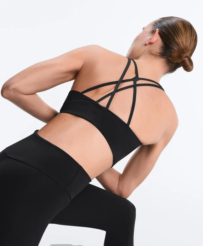Soutien-gorge de sport Comfortlux à maintien moyen avec bonnets Soutien-gorge de sport Comfortlux à maintien moyen avec bonnets