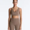 Soutien-gorge de sport Comfortlux à maintien moyen avec ourlet ajouré Soutien-gorge de sport Comfortlux à maintien moyen avec ourlet ajouré