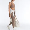 Soutien-gorge de sport Comfortlux à maintien moyen avec ourlet ajouré Soutien-gorge de sport Comfortlux à maintien moyen avec ourlet ajouré