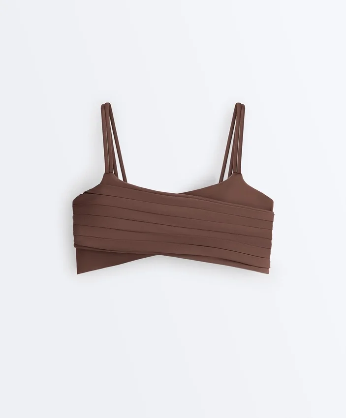 Soutien-gorge de sport Comfortlux à soutien moyen et plissé Soutien-gorge de sport Comfortlux à soutien moyen et plissé