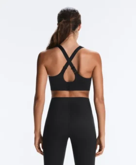 Soutien-gorge de sport compressif à dos croisé offrant un maintien ferme