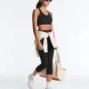 Soutien-gorge de sport compressif à dos croisé offrant un maintien ferme Soutien-gorge de sport compressif à dos croisé offrant un maintien ferme
