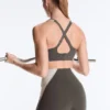 Soutien-gorge de sport compressif à maintien ferme et détails réfléchissants Soutien-gorge de sport compressif à maintien ferme et détails réfléchissants