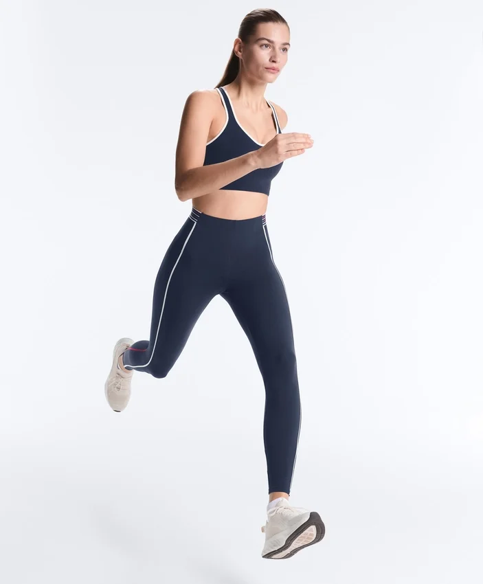 Soutien-gorge de sport compressif à maintien moyen avec bonnets en caoutchouc Soutien-gorge de sport compressif à maintien moyen avec bonnets en caoutchouc