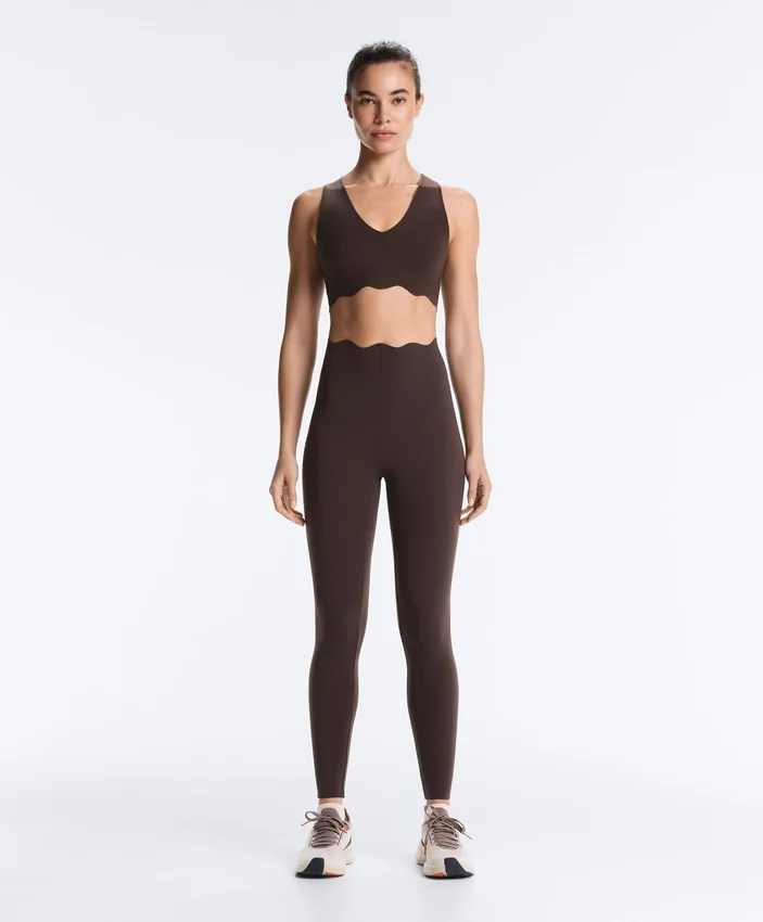 Soutien-gorge de sport compressif à maintien moyen et motif ondulé Soutien-gorge de sport compressif à maintien moyen et motif ondulé