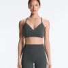 Soutien-gorge de sport tressé Comfortlux à maintien moyen Soutien-gorge de sport tressé Comfortlux à maintien moyen