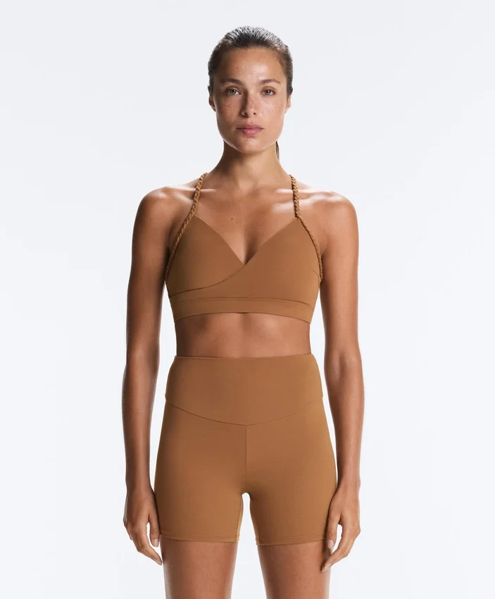 Soutien-gorge de sport tressé Comfortlux à maintien moyen Soutien-gorge de sport tressé Comfortlux à maintien moyen