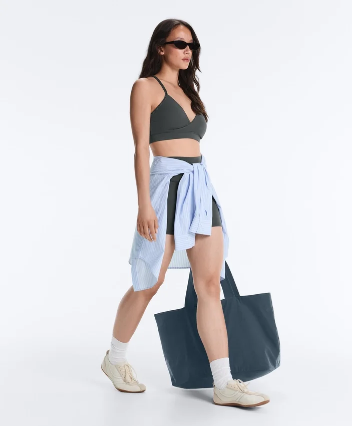 Soutien-gorge de sport tressé Comfortlux à maintien moyen Soutien-gorge de sport tressé Comfortlux à maintien moyen