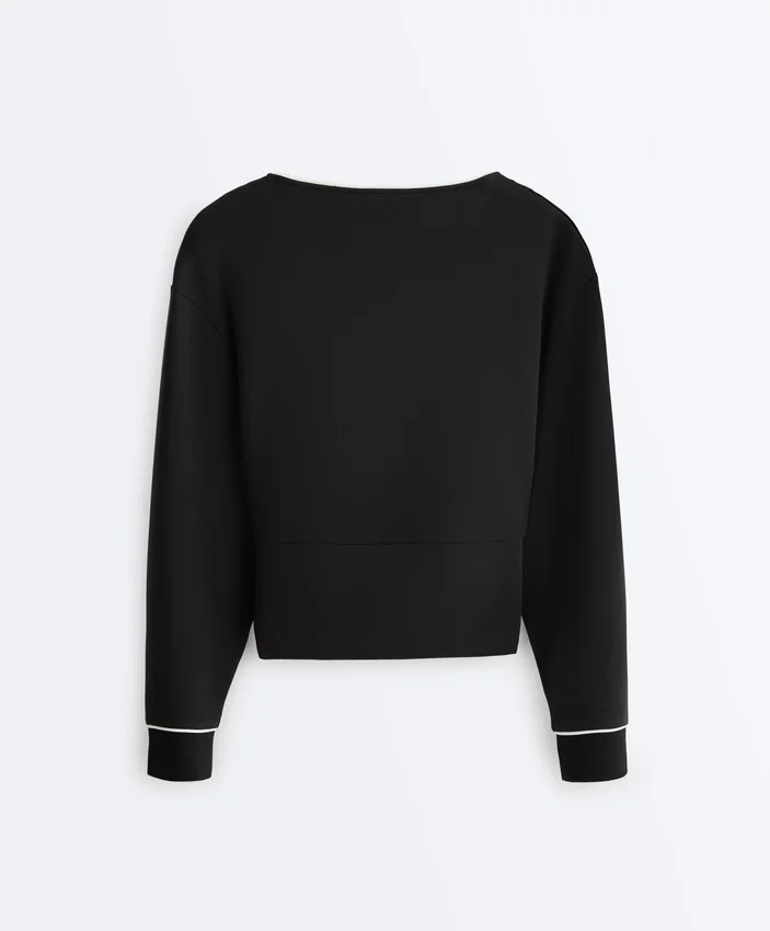 Sweat-shirt croisé avec passepoil contrasté et modal Sweat-shirt croisé avec passepoil contrasté et modal