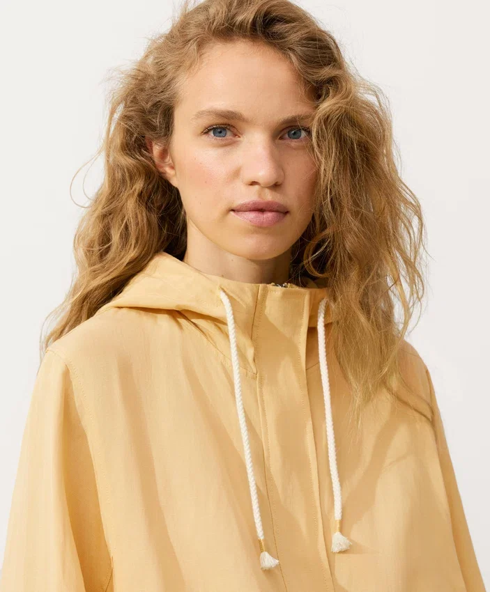 Sweat-shirt à demi-zip avec poche avant, mélange de lyocell et 24 % de lin Sweat-shirt à demi-zip avec poche avant, mélange de lyocell et 24 % de lin
