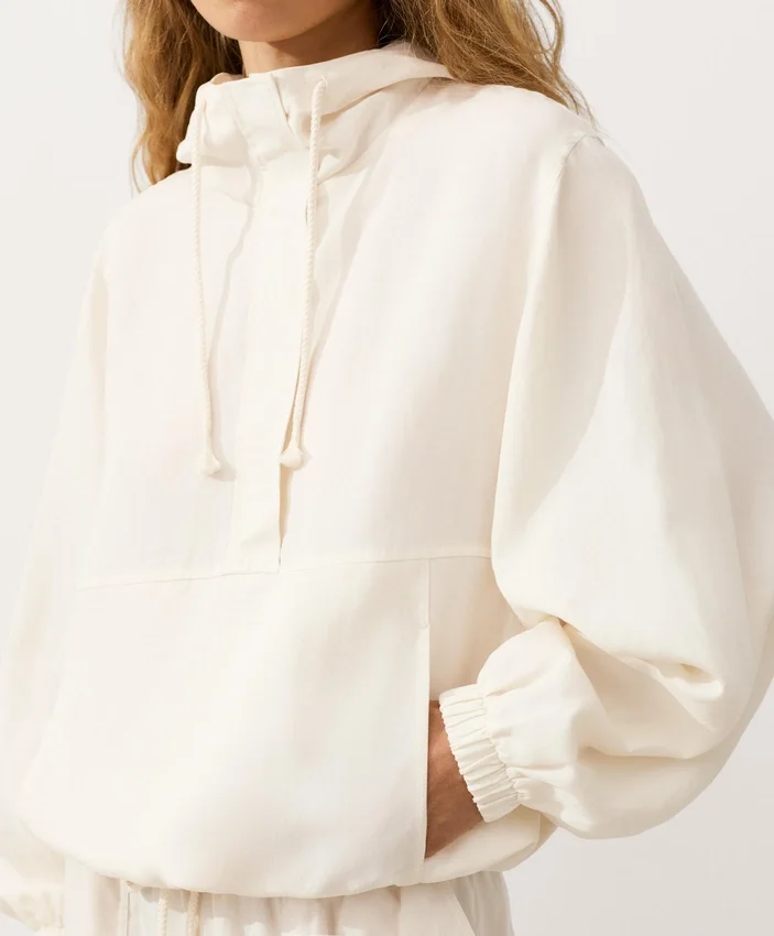 Sweat-shirt à demi-zip avec poche avant, mélange de lyocell et 24 % de lin Sweat-shirt à demi-zip avec poche avant, mélange de lyocell et 24 % de lin