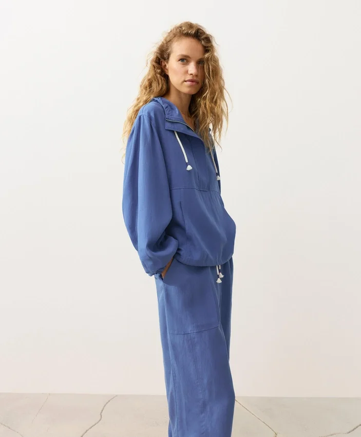 Sweat-shirt à demi-zip avec poche avant, mélange de lyocell et 24 % de lin Sweat-shirt à demi-zip avec poche avant, mélange de lyocell et 24 % de lin