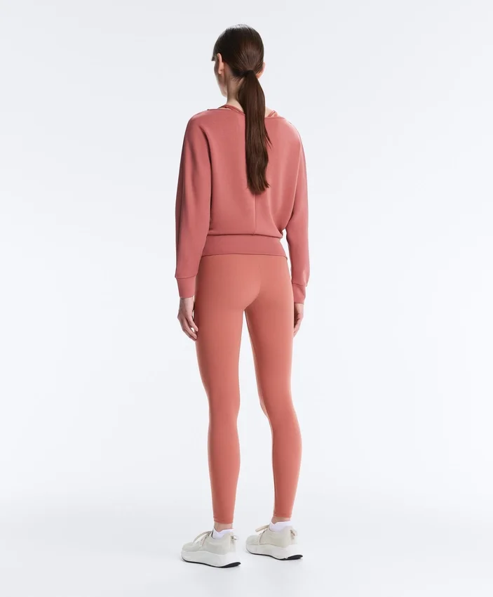 Sweat-shirt en modal Soft Touch au toucher à col bateau Sweat-shirt en modal Soft Touch au toucher à col bateau