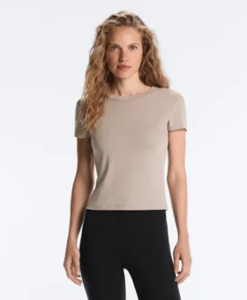 T-shirt ajusté à manches courtes en modal côtelé