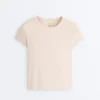 T-shirt ajusté à manches courtes en modal côtelé T-shirt ajusté à manches courtes en modal côtelé