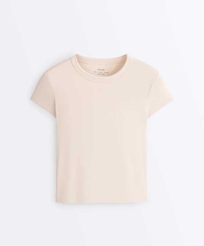 T-shirt ajusté à manches courtes en modal côtelé T-shirt ajusté à manches courtes en modal côtelé
