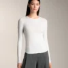 T-shirt ajusté à manches longues en coton et modal T-shirt ajusté à manches longues en coton et modal