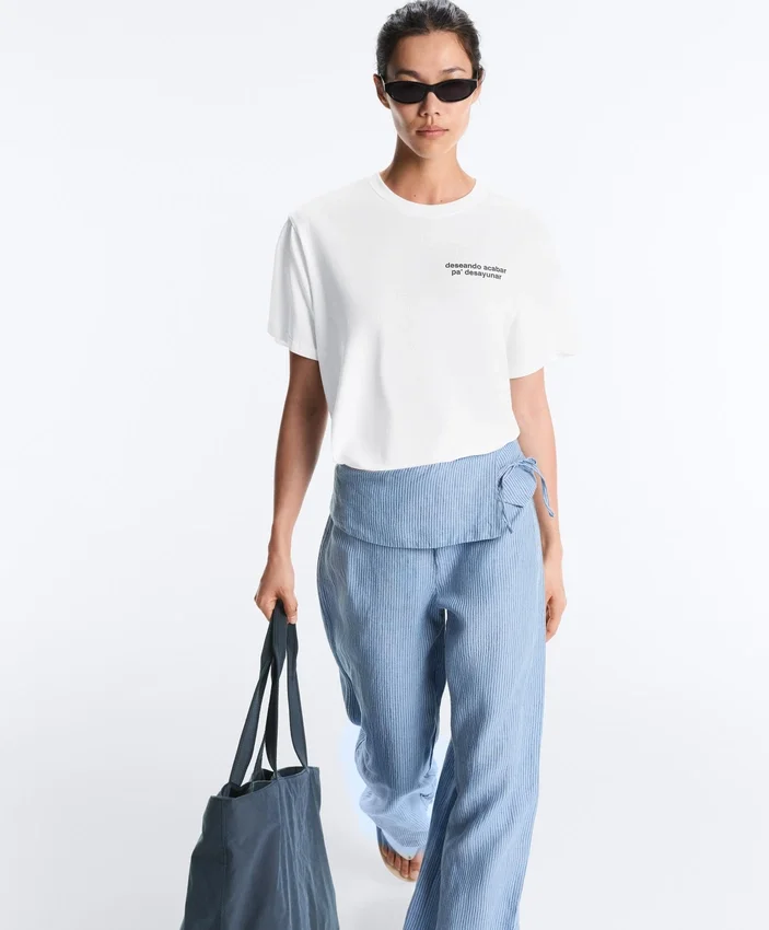 T-shirt ample en mélange de coton avec slogan T-shirt ample en mélange de coton avec slogan