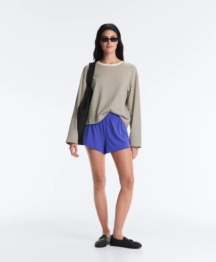 T-shirt ample à manches longues en mélange de coton à rayures T-shirt ample à manches longues en mélange de coton à rayures