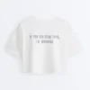 T-shirt court et carré en mélange de coton avec slogan T-shirt court et carré en mélange de coton avec slogan