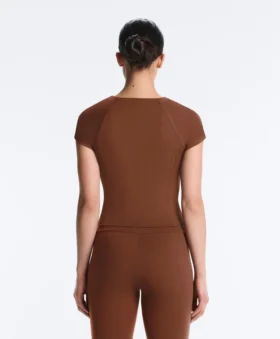 T-shirt à manches courtes avec fermeture éclair