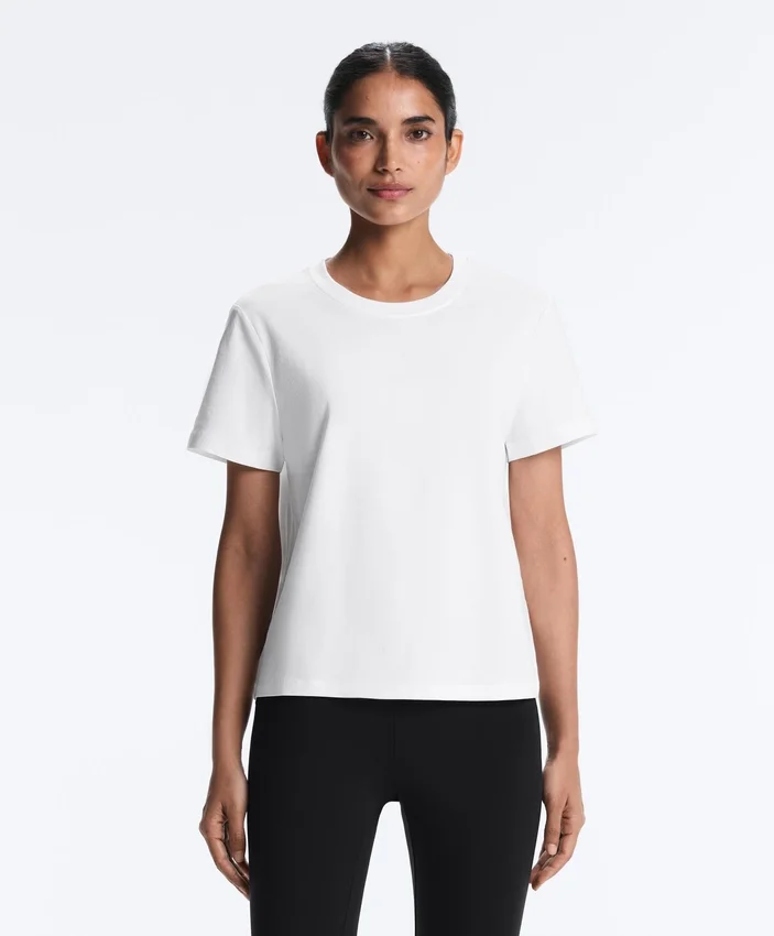 T-shirt à manches courtes en mélange de coton, coupe classique T-shirt à manches courtes en mélange de coton, coupe classique