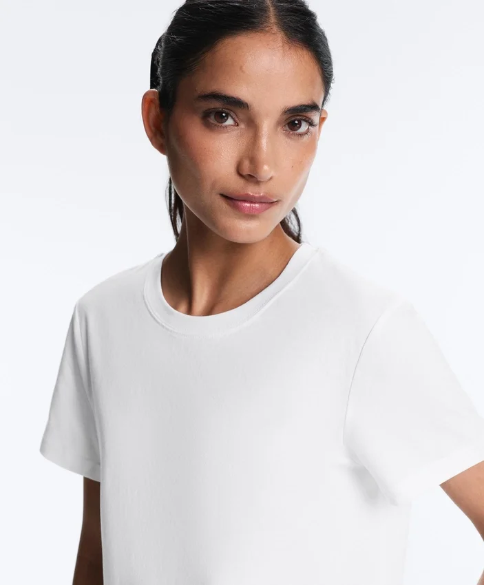 T-shirt à manches courtes en mélange de coton, coupe classique T-shirt à manches courtes en mélange de coton, coupe classique