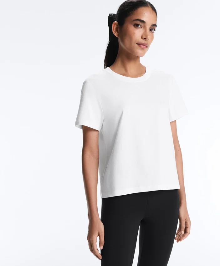 T-shirt à manches courtes en mélange de coton, coupe classique T-shirt à manches courtes en mélange de coton, coupe classique