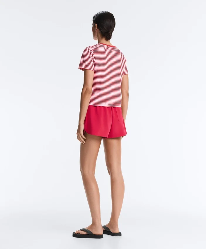 T-shirt à manches courtes en mélange de coton à rayures, coupe classique T-shirt à manches courtes en mélange de coton à rayures, coupe classique