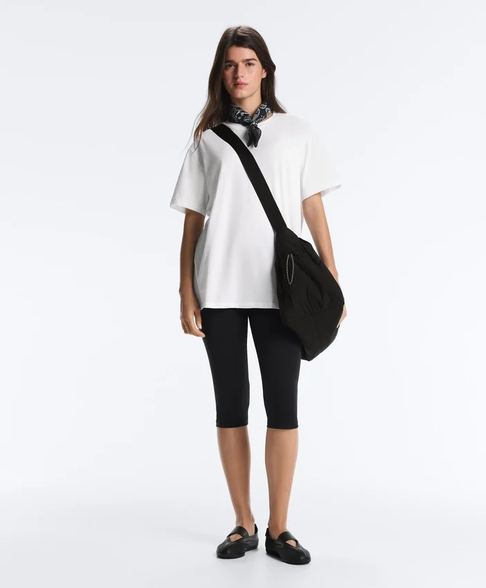T-shirt oversize à manches courtes en mélange de coton T-shirt oversize à manches courtes en mélange de coton